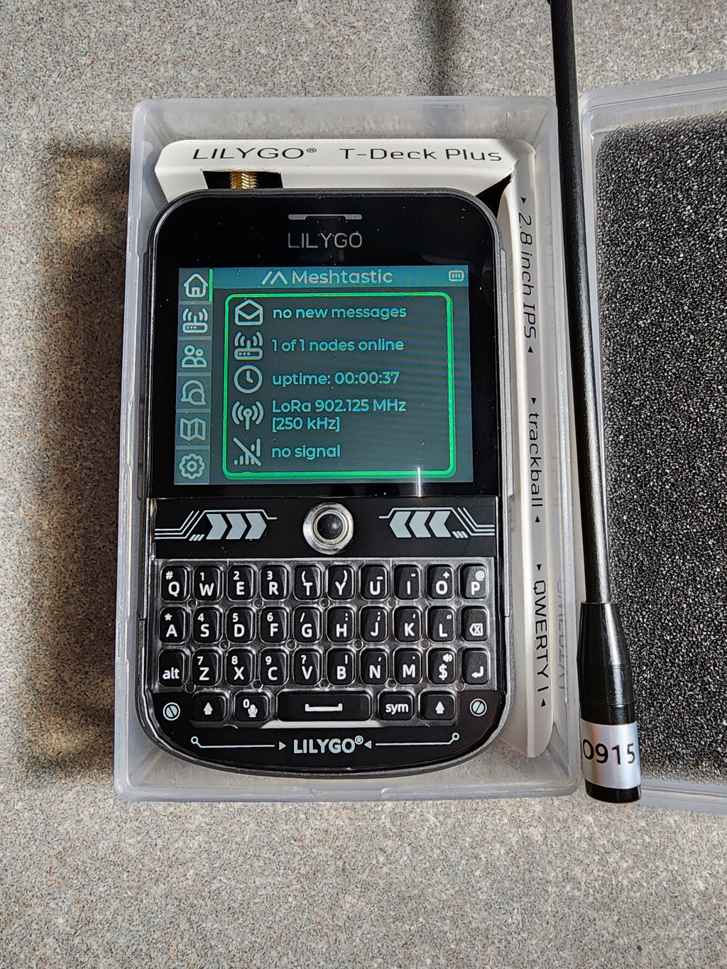 Lilygo T-Deck Plus GPS 915Mhz ESP32 Meshtastic + SMA connector & Antenna USA