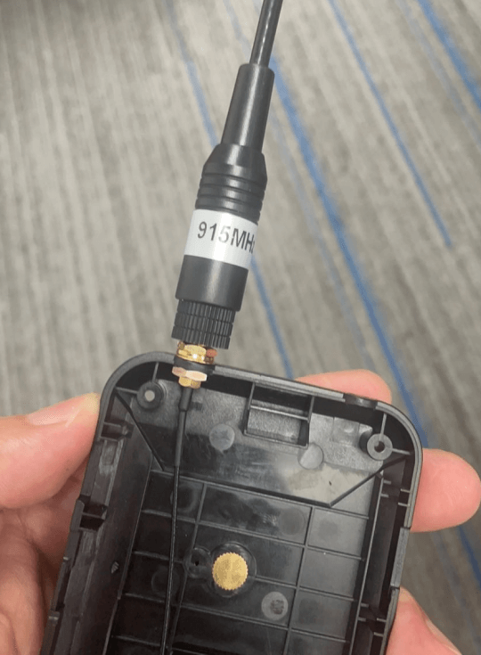 Lilygo T-Deck Plus GPS 915Mhz ESP32 Meshtastic + SMA connector & Antenna USA